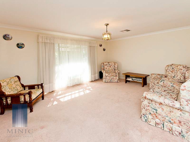 4 Tivella Court, Willetton WA 6155