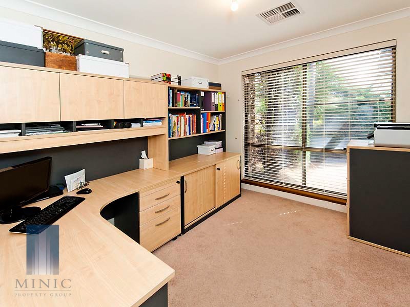 4 Tivella Court, Willetton WA 6155