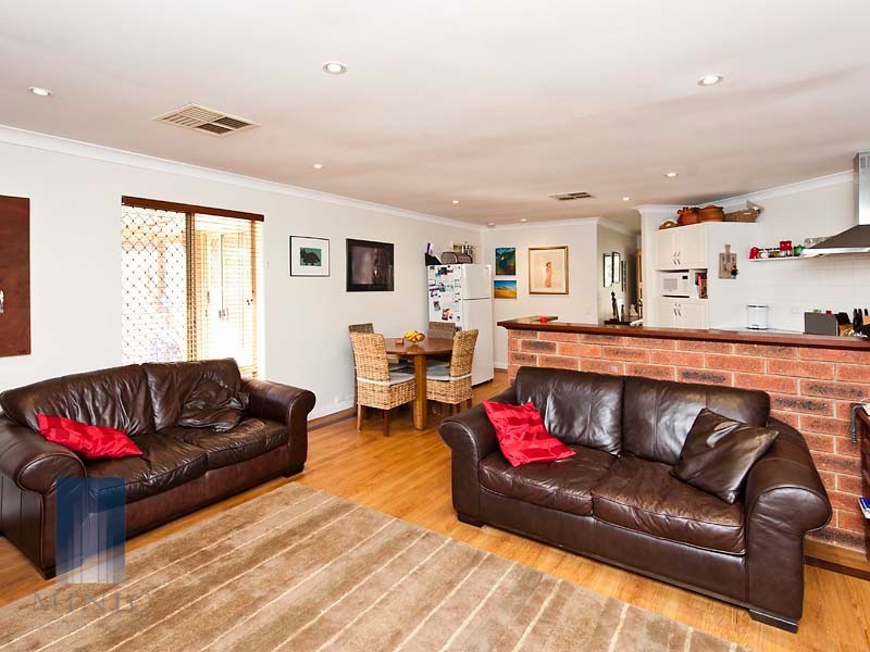 109 Vellgrove Avenue, Parkwood WA 6147