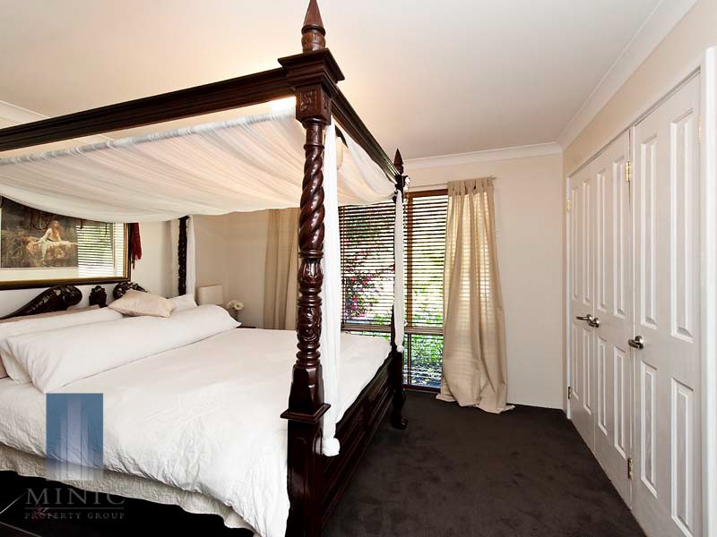 109 Vellgrove Avenue, Parkwood WA 6147