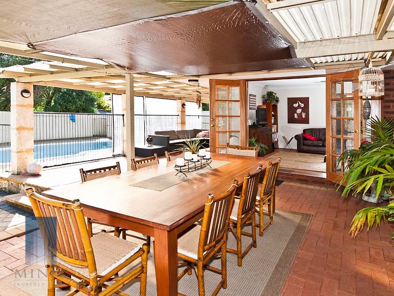 109 Vellgrove Avenue, Parkwood WA 6147