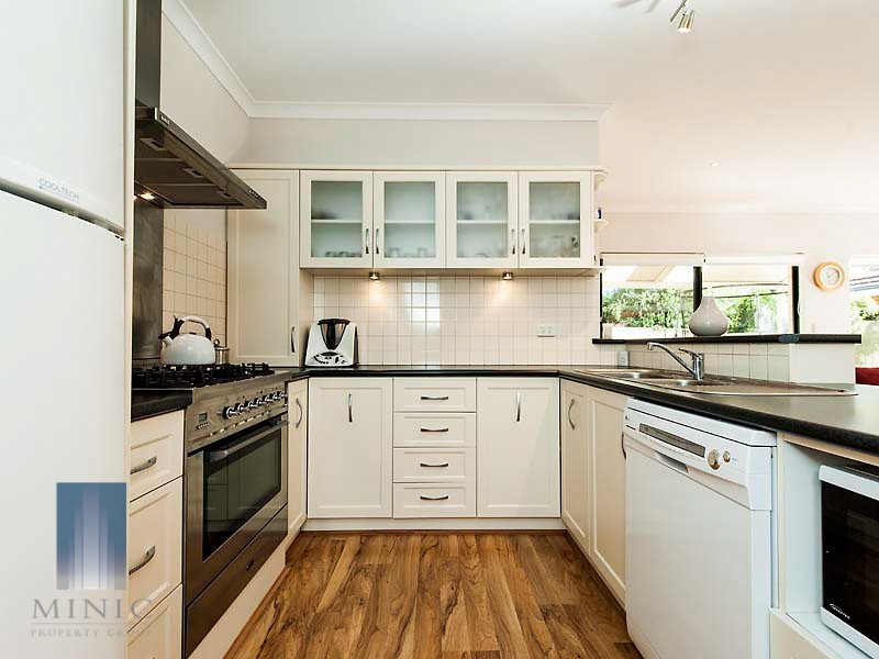 5A Challenger Avenue, Manning WA 6152