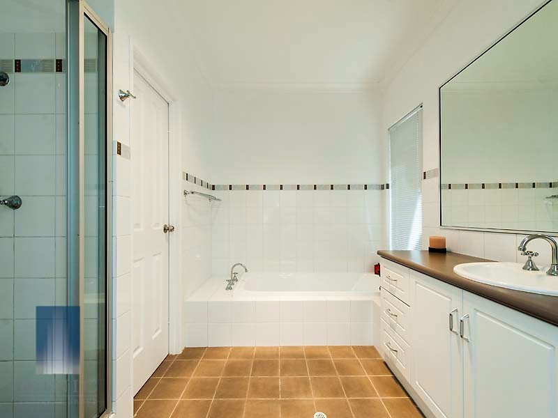 5A Challenger Avenue, Manning WA 6152