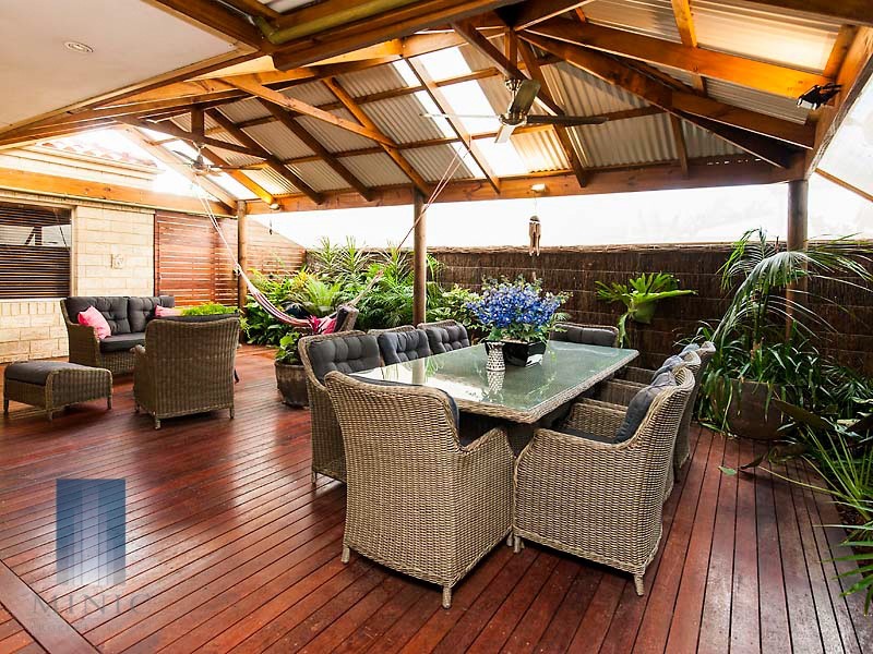 17A Klem Avenue, Salter Point WA 6152