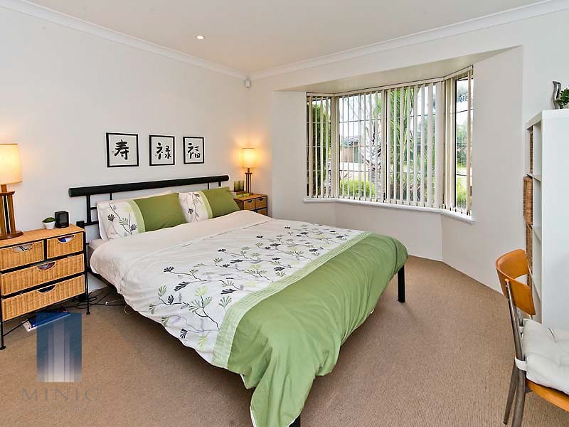 2/3 Heracles Avenue, Riverton WA 6148