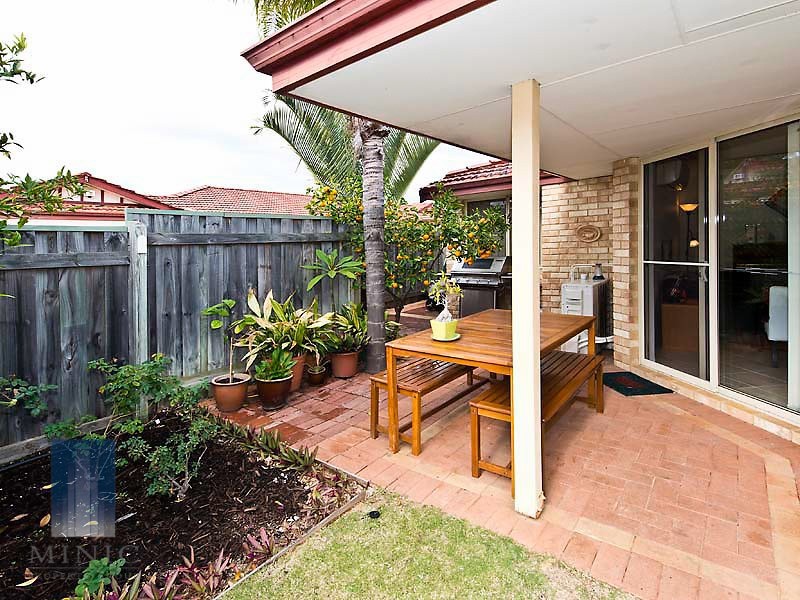 2/3 Heracles Avenue, Riverton WA 6148