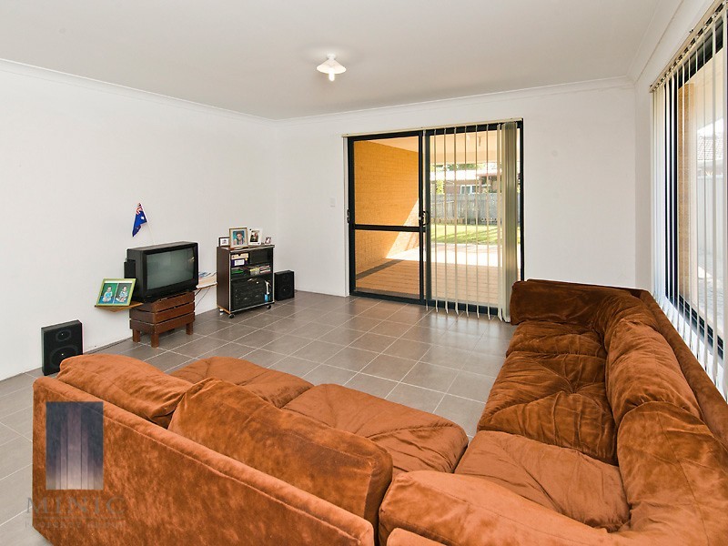 6B Barber Place, Riverton WA 6148