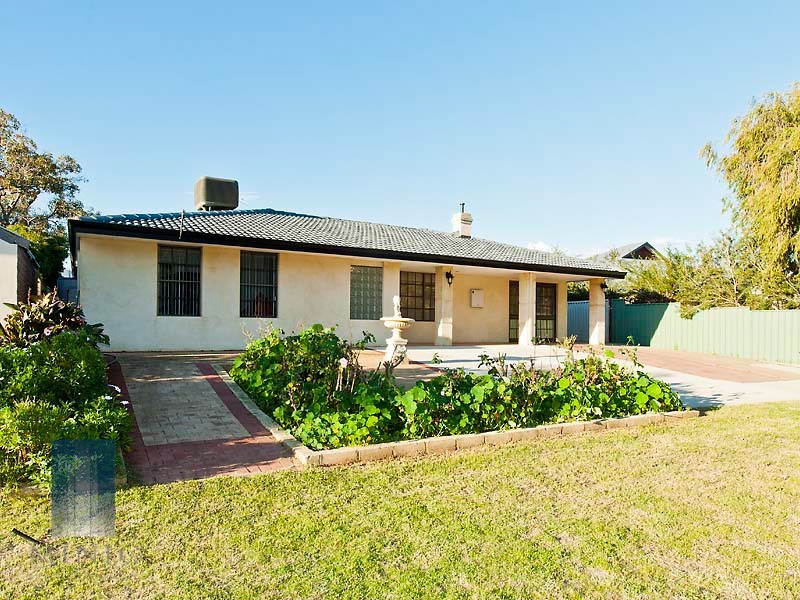 1/18 Surrey Road, Wilson WA 6107
