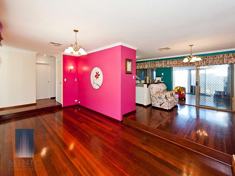 1/18 Surrey Road, Wilson WA 6107
