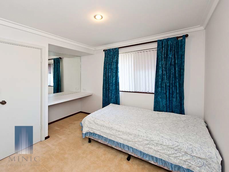 1/18 Surrey Road, Wilson WA 6107