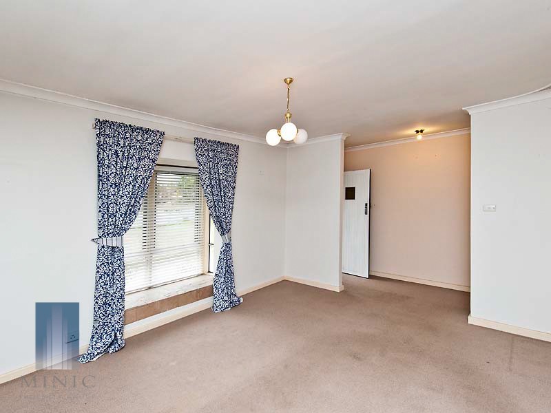 9 Grayson Court, Wilson WA 6107