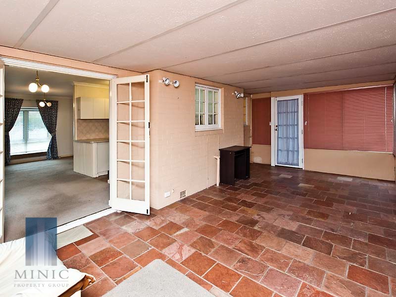 9 Grayson Court, Wilson WA 6107