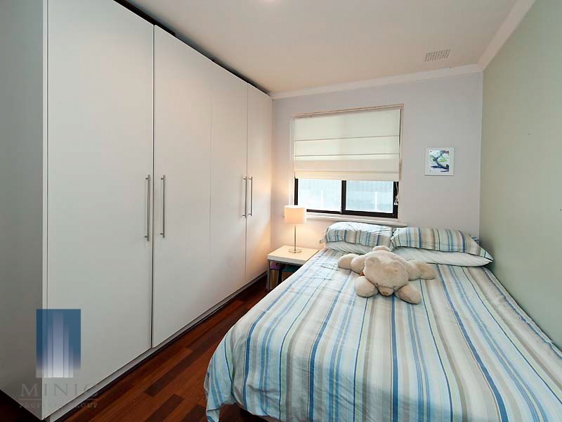 9 Hermes Street, Riverton WA 6148