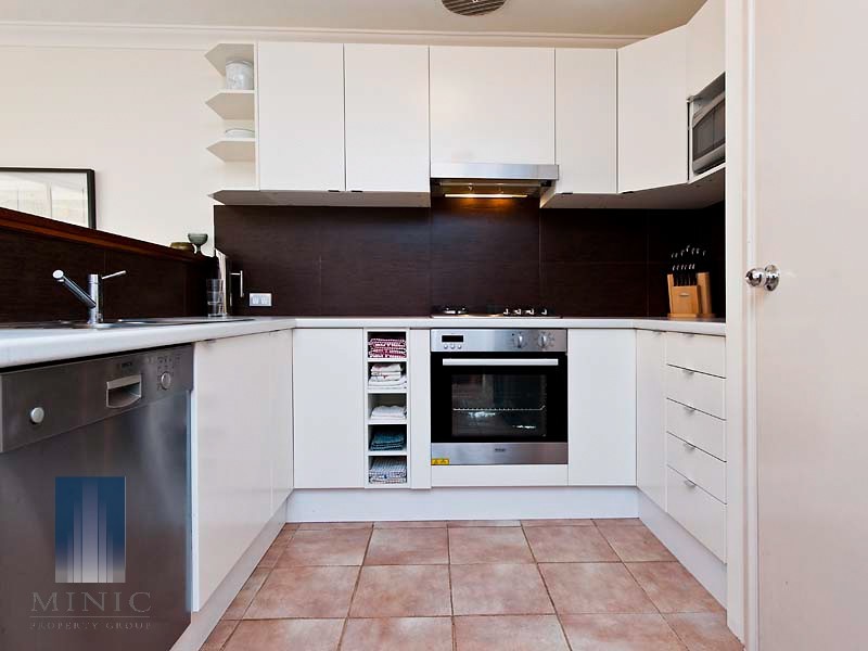 65B Walpole Street, St James WA 6102