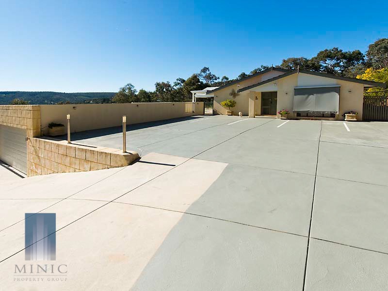 121 Salter Road, Mount Nasura WA 6112