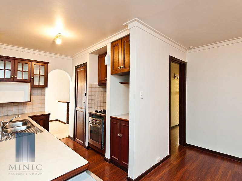 5 Pembury Crescent, Ferndale WA 6148