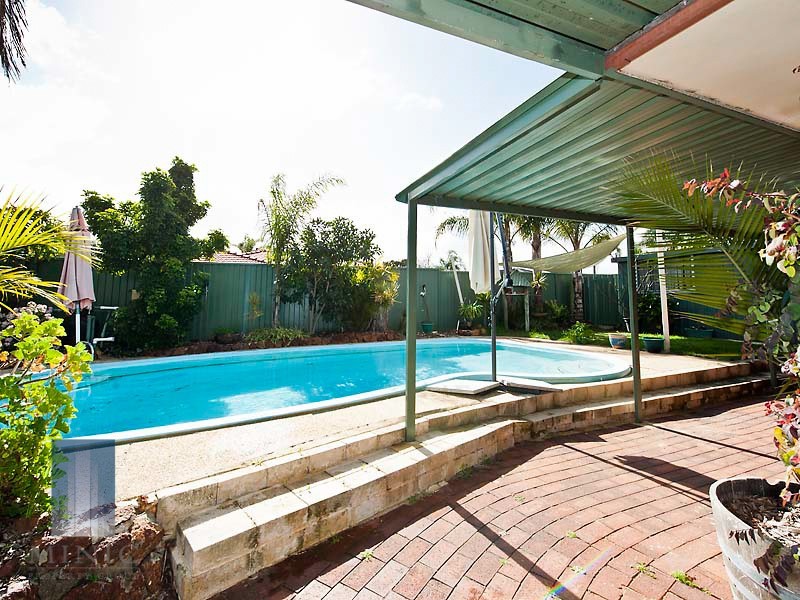 5 Pembury Crescent, Ferndale WA 6148