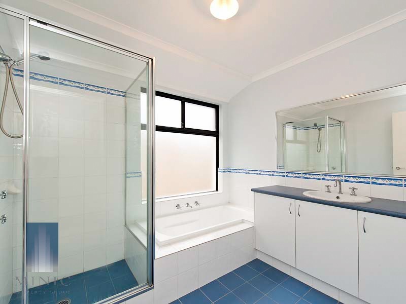 10B Leach Avenue, Riverton WA 6148