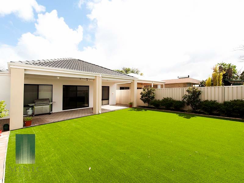 10B Leach Avenue, Riverton WA 6148