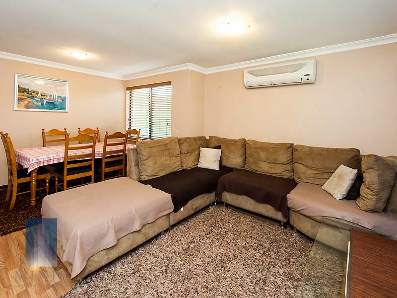 10/10 Leslie Street, Cannington WA 6107