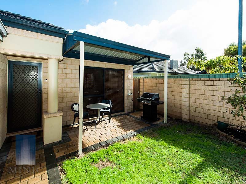 10/10 Leslie Street, Cannington WA 6107