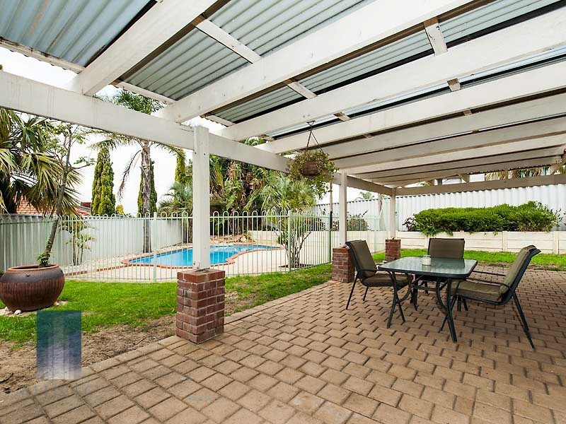 20 Greenwood Retreat, Alexander Heights WA 6064