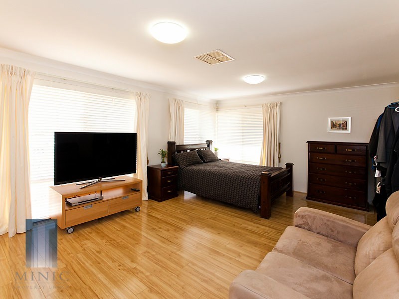 5 Beryl Way, Parkwood WA 6147