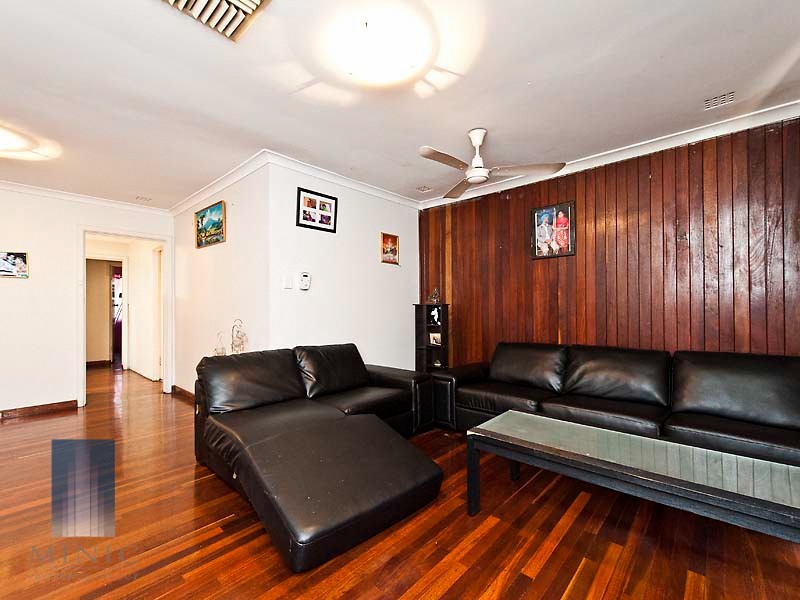 19 Valonia Road, Langford WA 6147