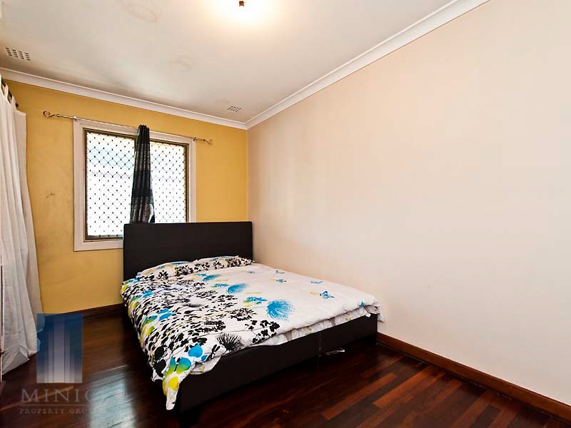 19 Valonia Road, Langford WA 6147