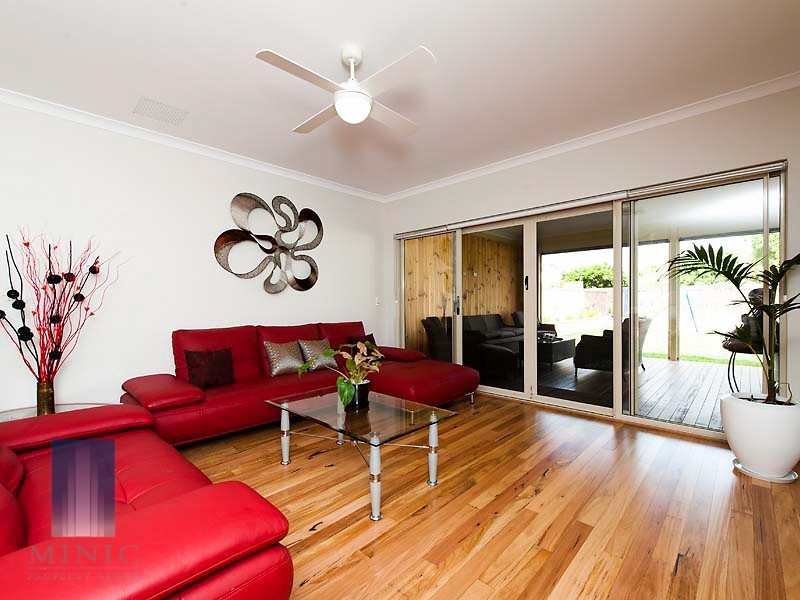 133 Tribute Street East, Riverton WA 6148