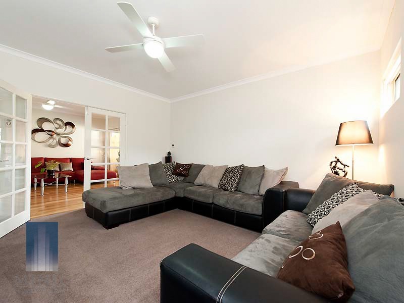 133 Tribute Street East, Riverton WA 6148