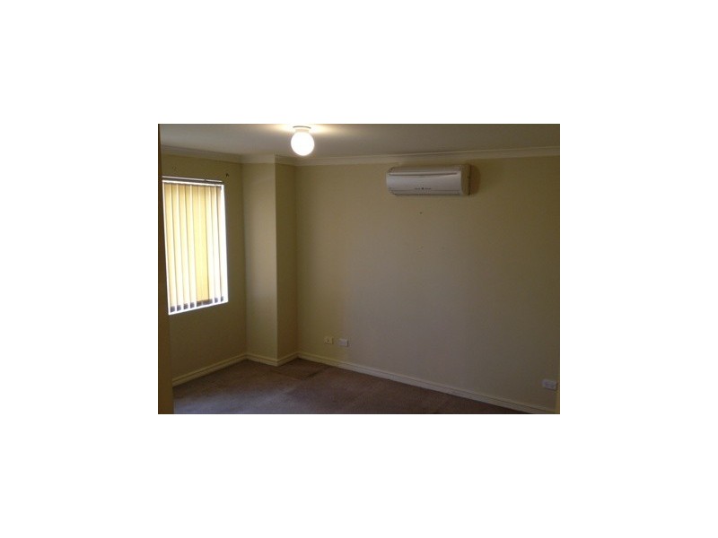 4/15 Garden Street, Cannington WA 6107