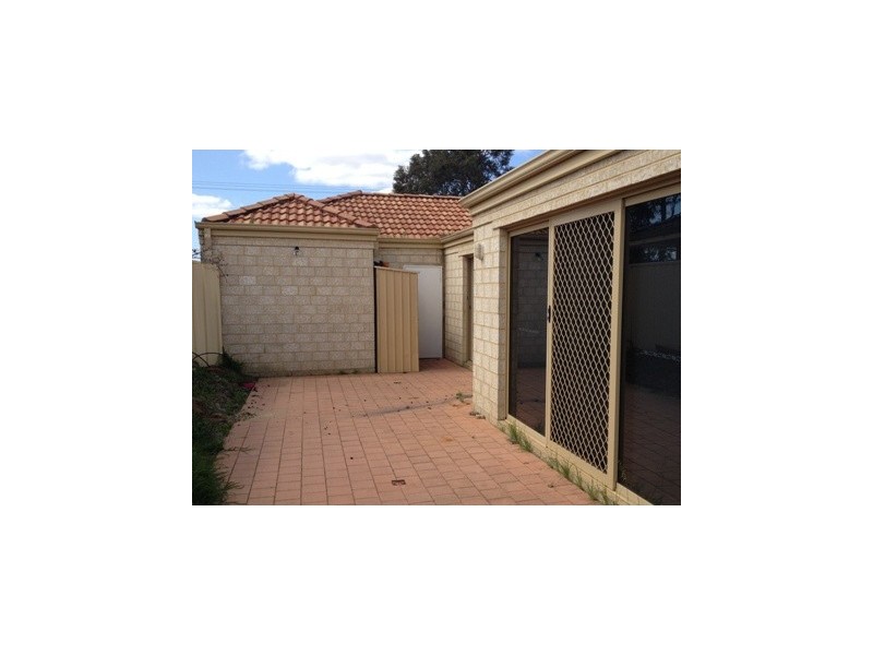 4/15 Garden Street, Cannington WA 6107