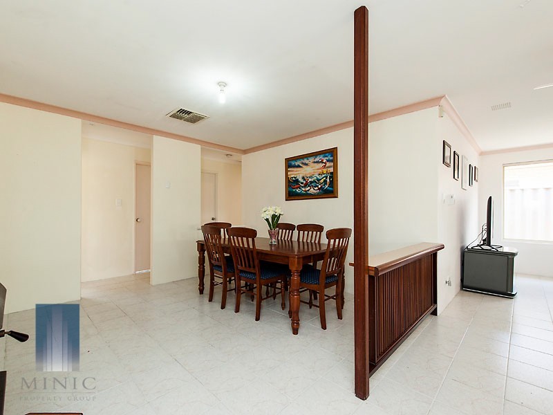 1 Oswin Court, Parkwood WA 6147