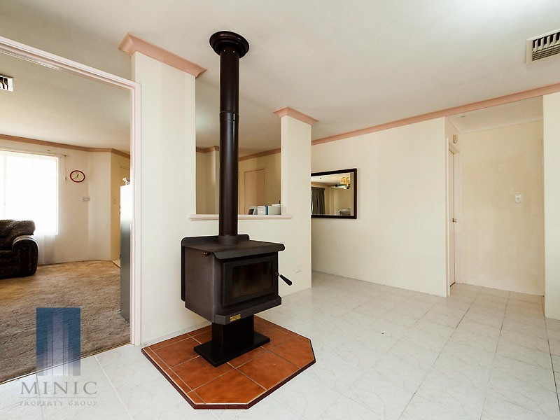 1 Oswin Court, Parkwood WA 6147