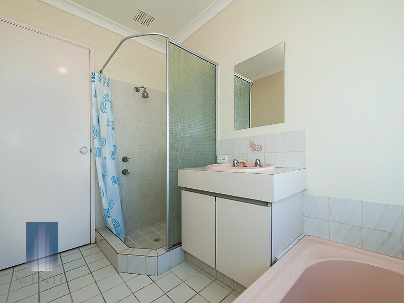 1 Oswin Court, Parkwood WA 6147