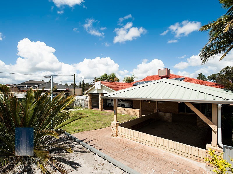 1 Oswin Court, Parkwood WA 6147