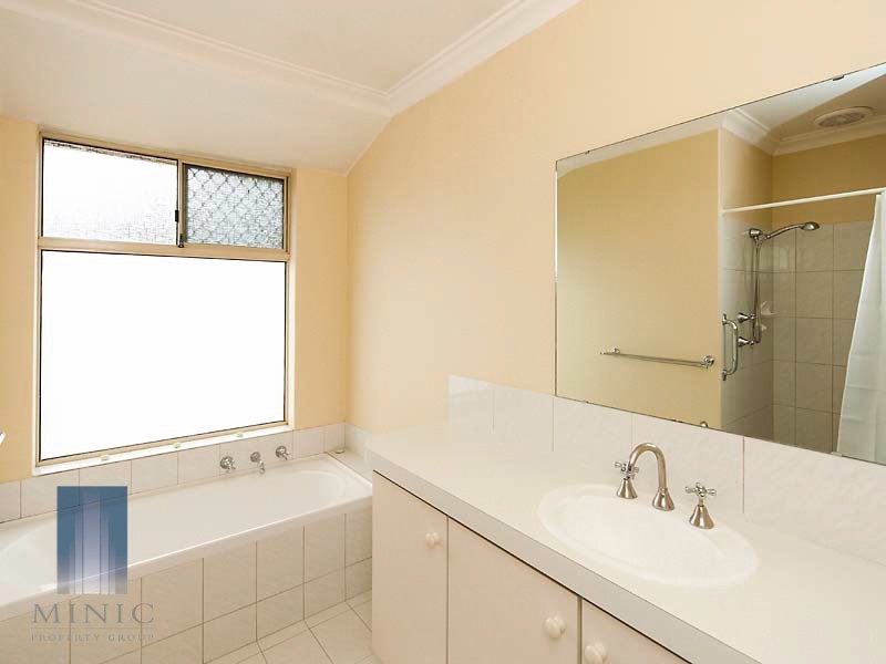 13 Grayson Court, Wilson WA 6107