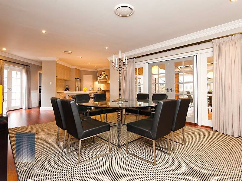 13 Riverview Rise, Wilson WA 6107