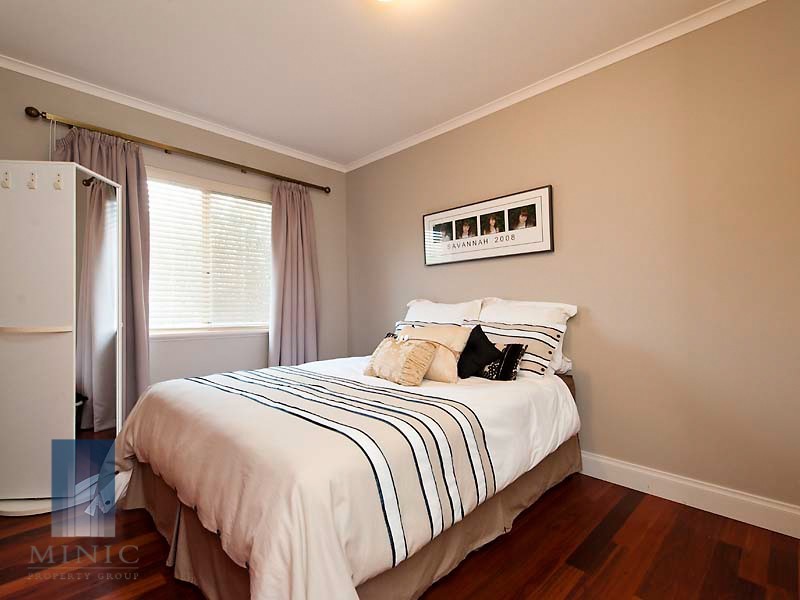 13 Riverview Rise, Wilson WA 6107