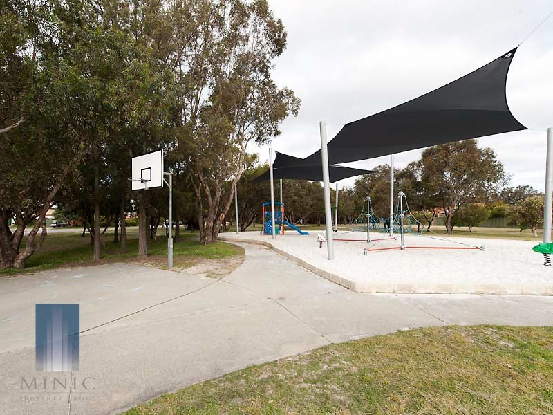 13 Riverview Rise, Wilson WA 6107