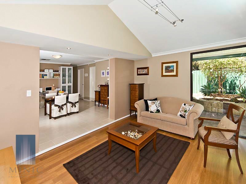 36 Glenarber Way, Willetton WA 6155