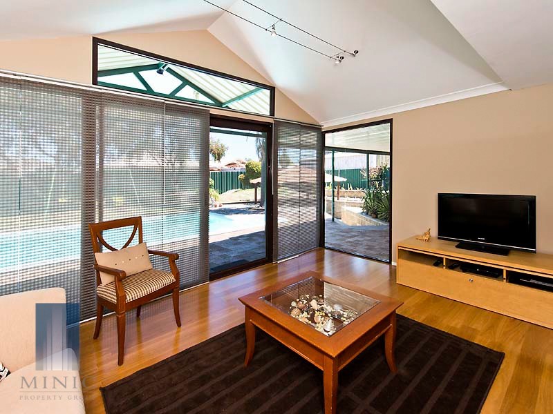 36 Glenarber Way, Willetton WA 6155