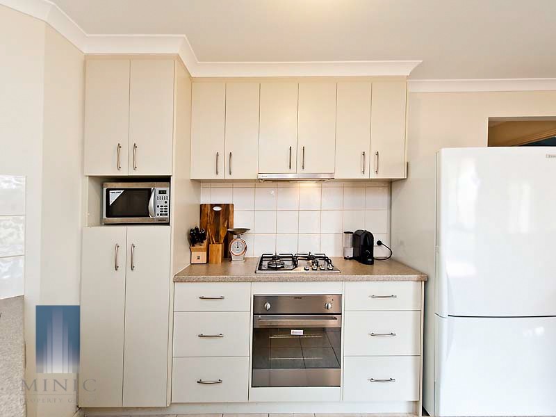 10/4 Valentine Road, Kelmscott WA 6111