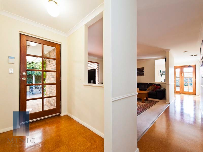 11 Eudanda Place, Cannington WA 6107