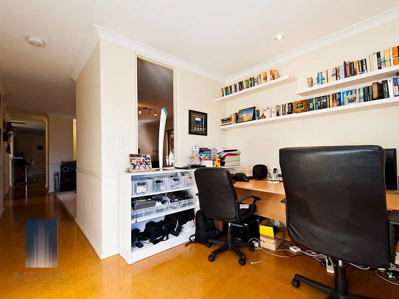 11 Eudanda Place, Cannington WA 6107