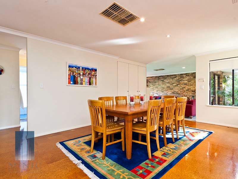 11 Eudanda Place, Cannington WA 6107