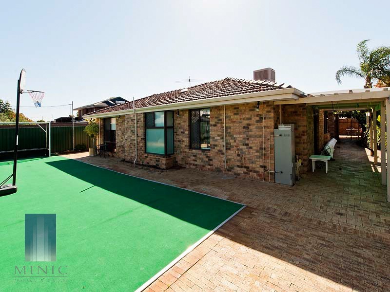 11 Eudanda Place, Cannington WA 6107