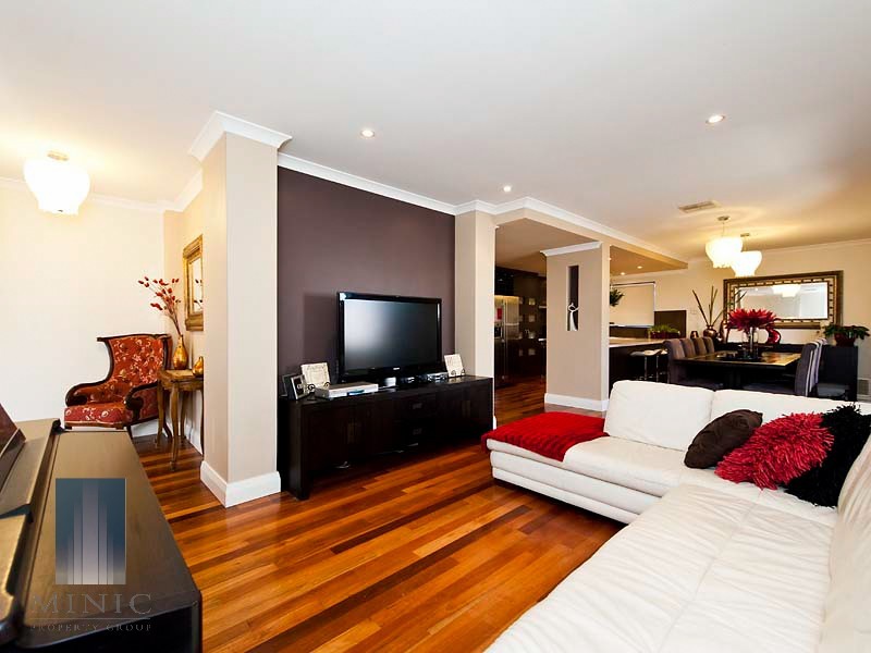 4/91 Tribute Street East, Riverton WA 6148