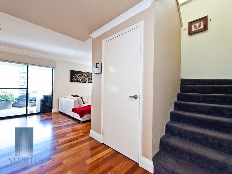 4/91 Tribute Street East, Riverton WA 6148